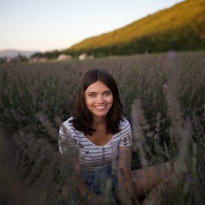 Meet your Posher, Janelle